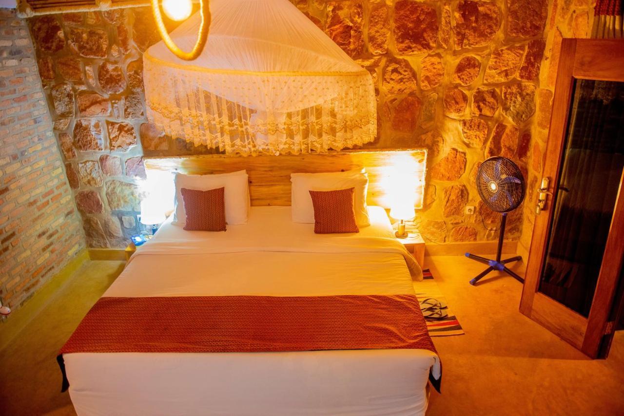 Akagera Transit Lodge エクステリア 写真
