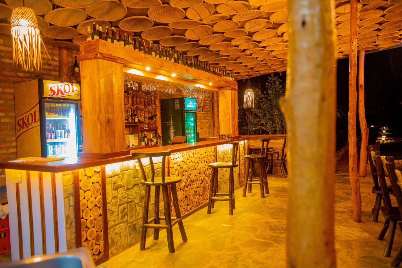 Akagera Transit Lodge エクステリア 写真