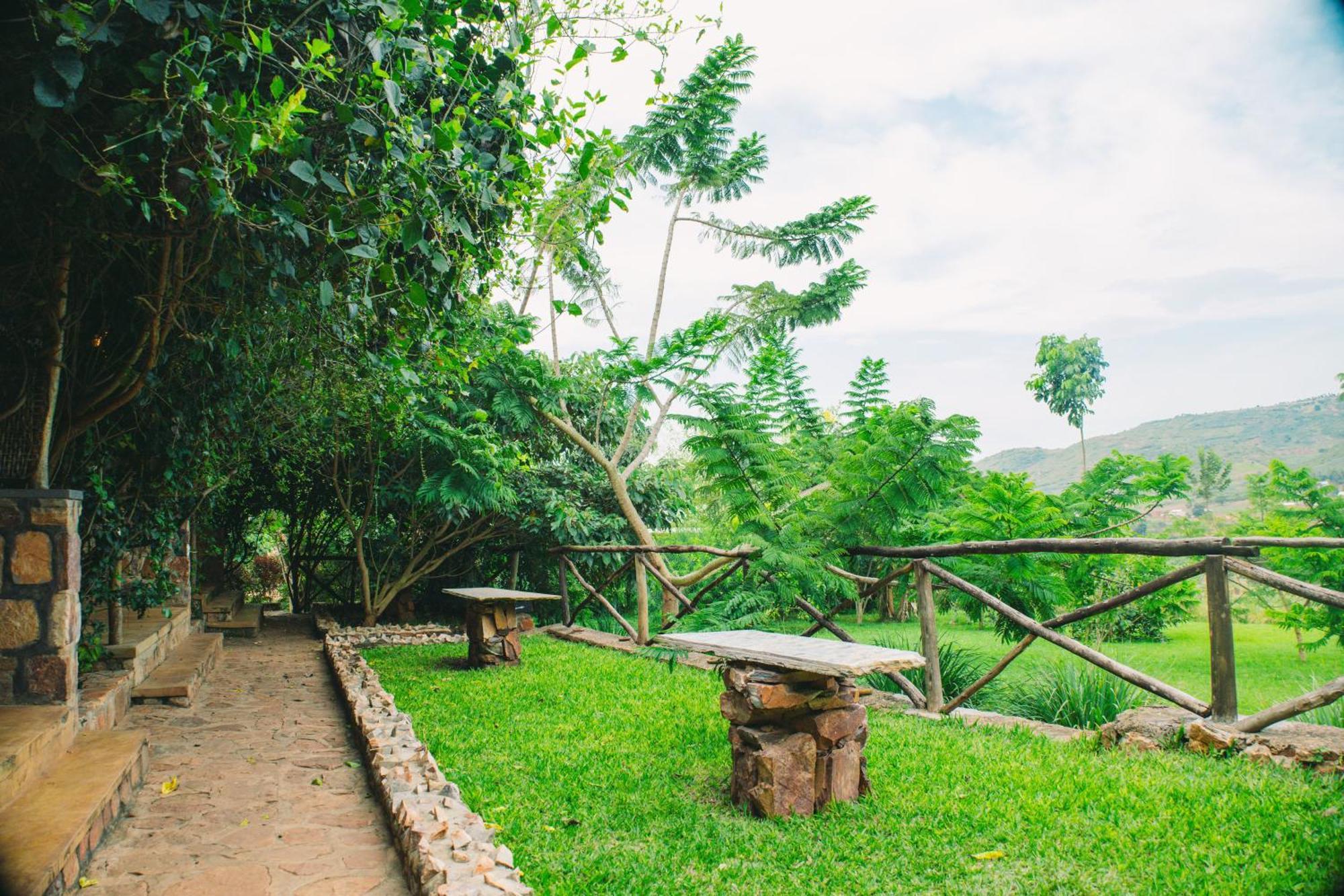 Akagera Transit Lodge エクステリア 写真