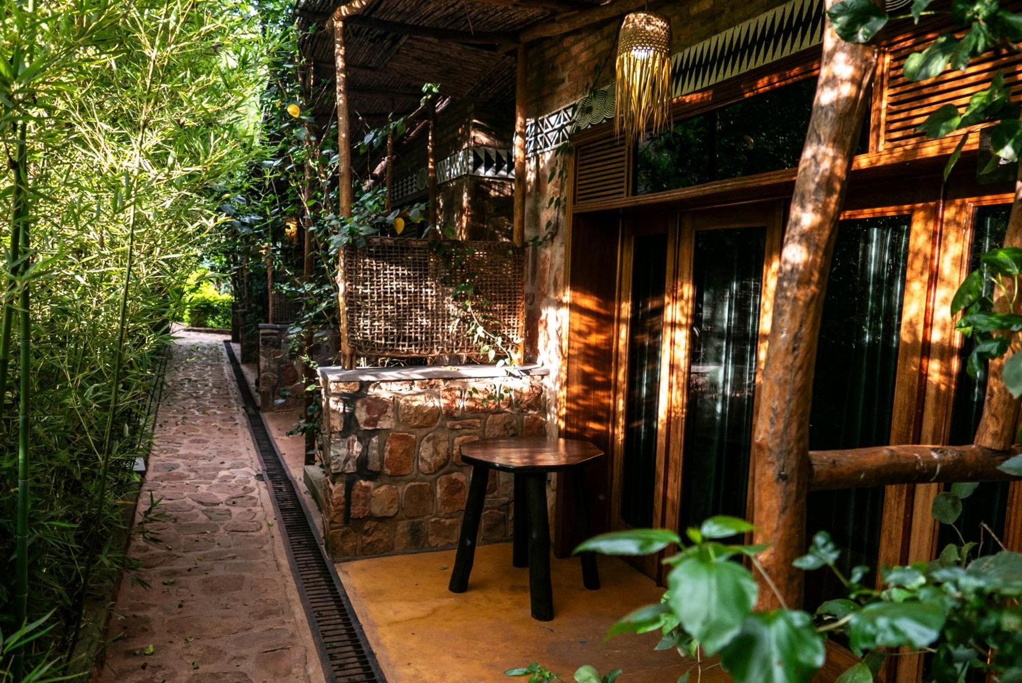 Akagera Transit Lodge エクステリア 写真